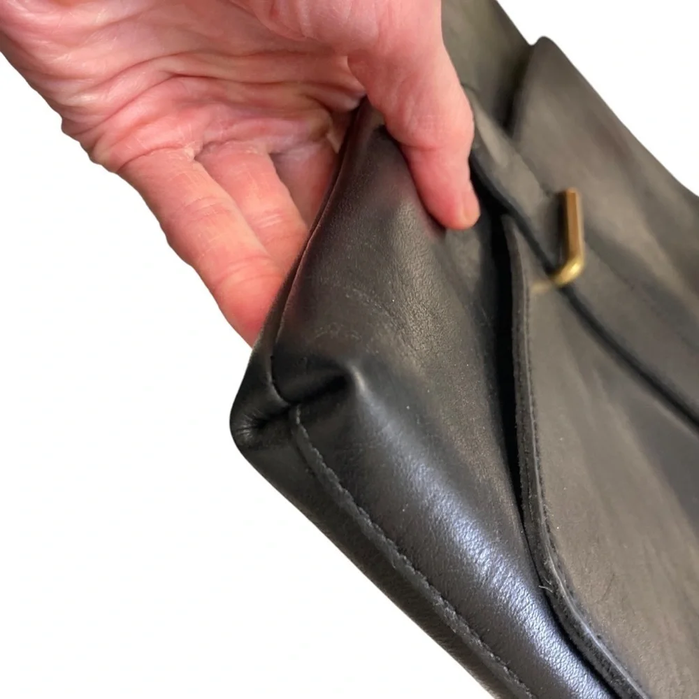 Madewell black leather clutch bag
